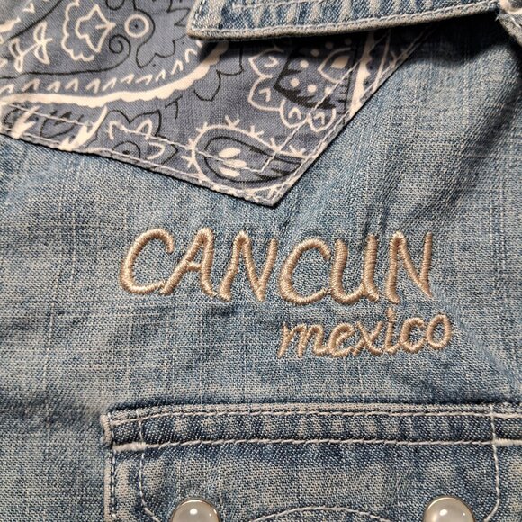 Harley Davidson denim long sleeve shirt - Picture 3 of 10